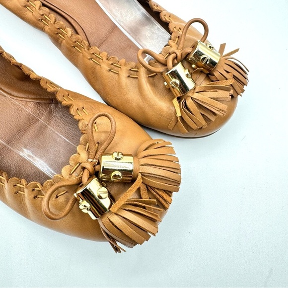 TORY BURCH TAN FLAT BALLERINE NUDE LOAFER WITH TASSEL  DESIGN GOLD HARDWARE 6.5 - Picture 14 of 14